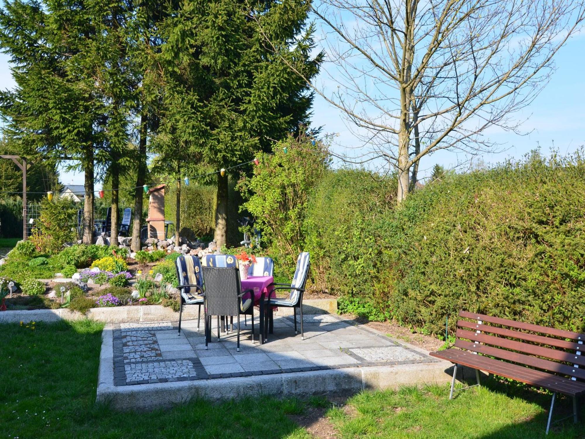 Holiday Home In Neustadt Am Rennsteig With Pond Exteriör bild