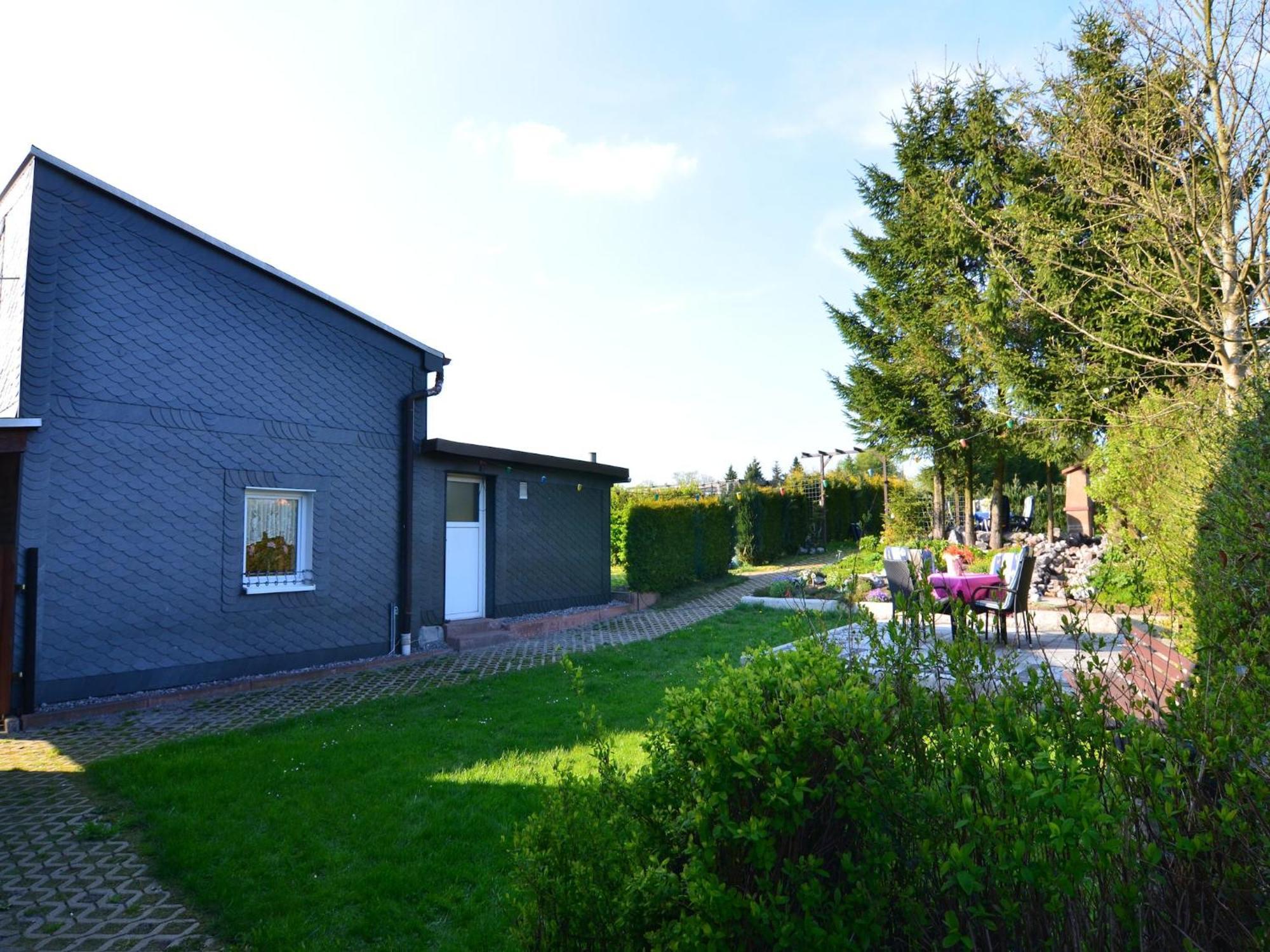 Holiday Home In Neustadt Am Rennsteig With Pond Exteriör bild